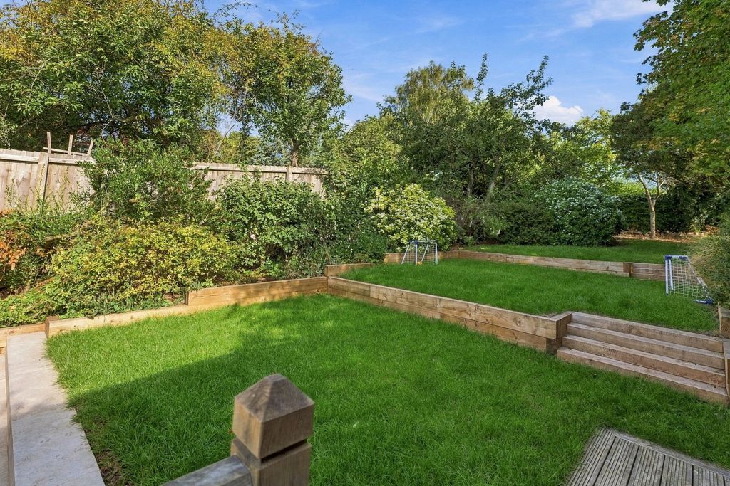 Property photo 2 of 45
