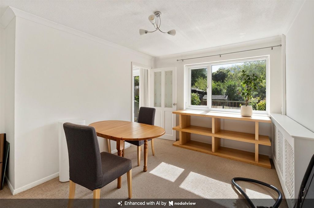 Property photo 3 of 15 86-Thirlemere_00012.Jpg