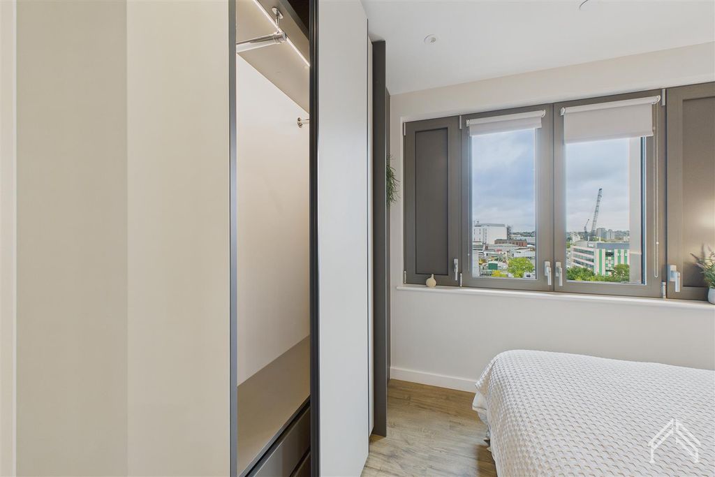 Property photo 3 of 28 3.Jpg