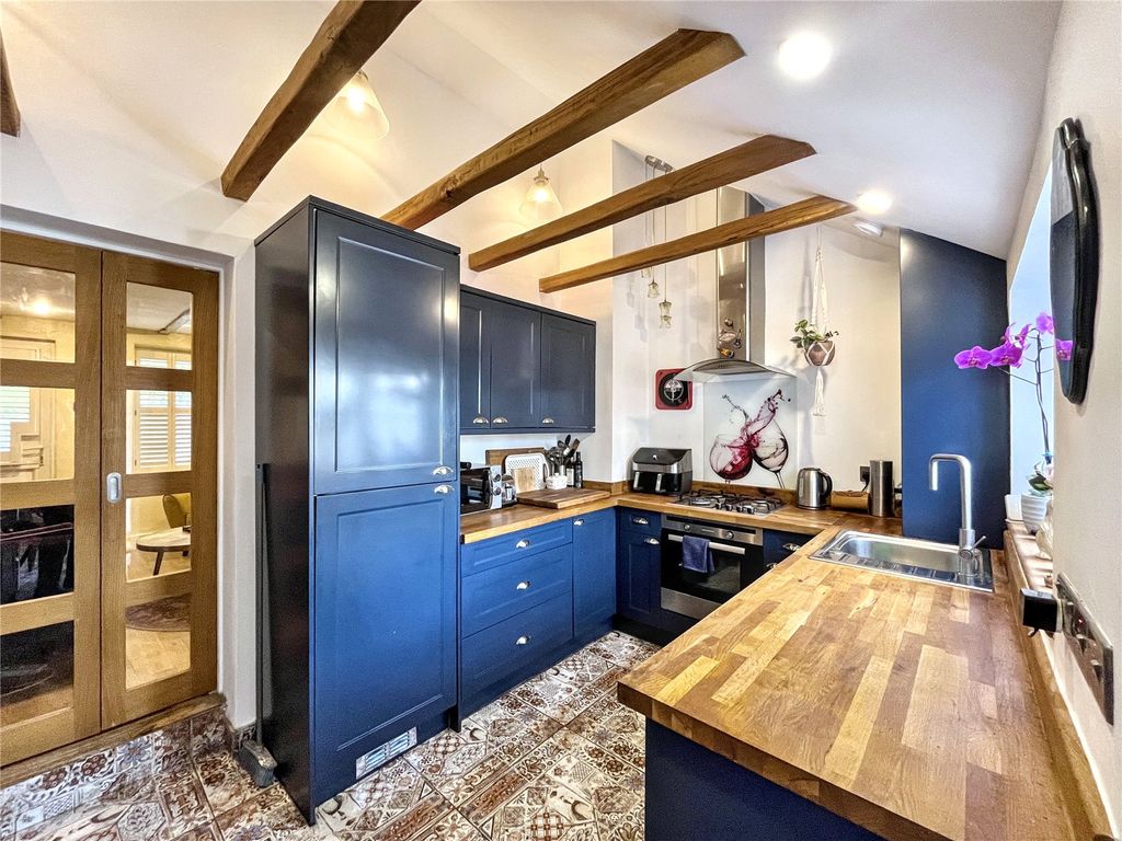 Property photo 1 of 8 Picture No. 08