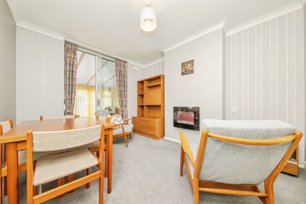 Property photo 3 of 20