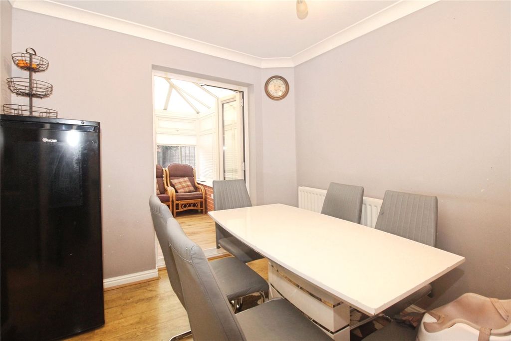 Property photo 3 of 16 Dining Room