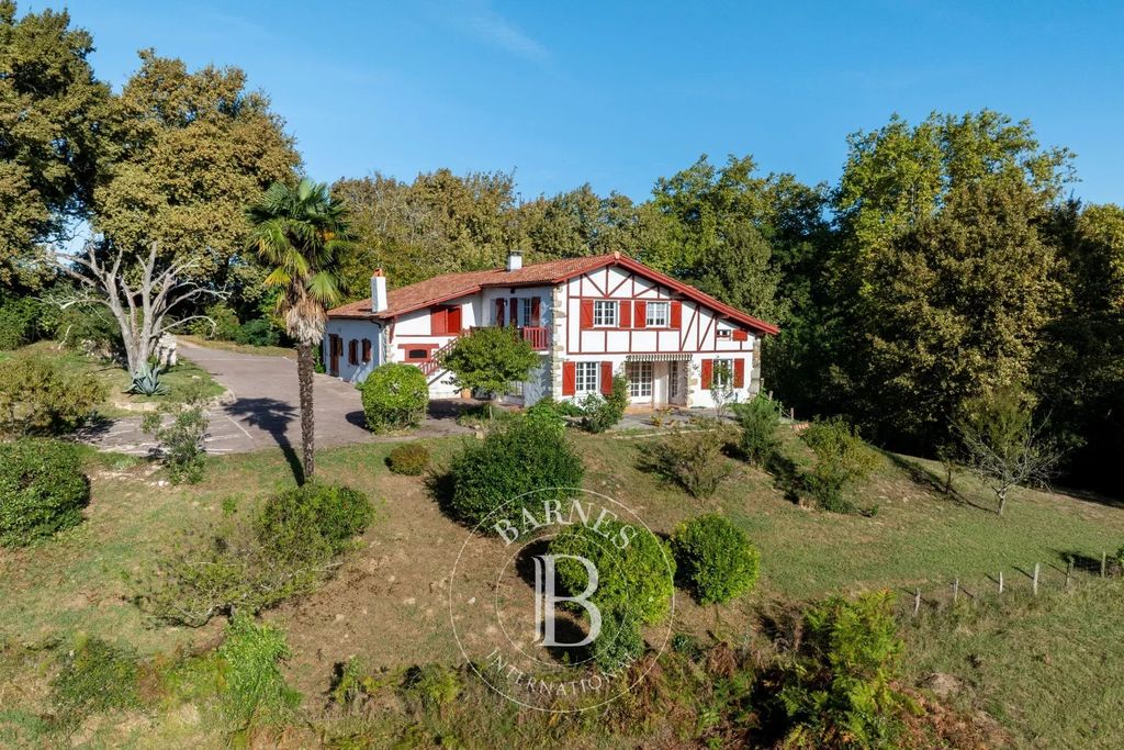 Property photo 1 of 18