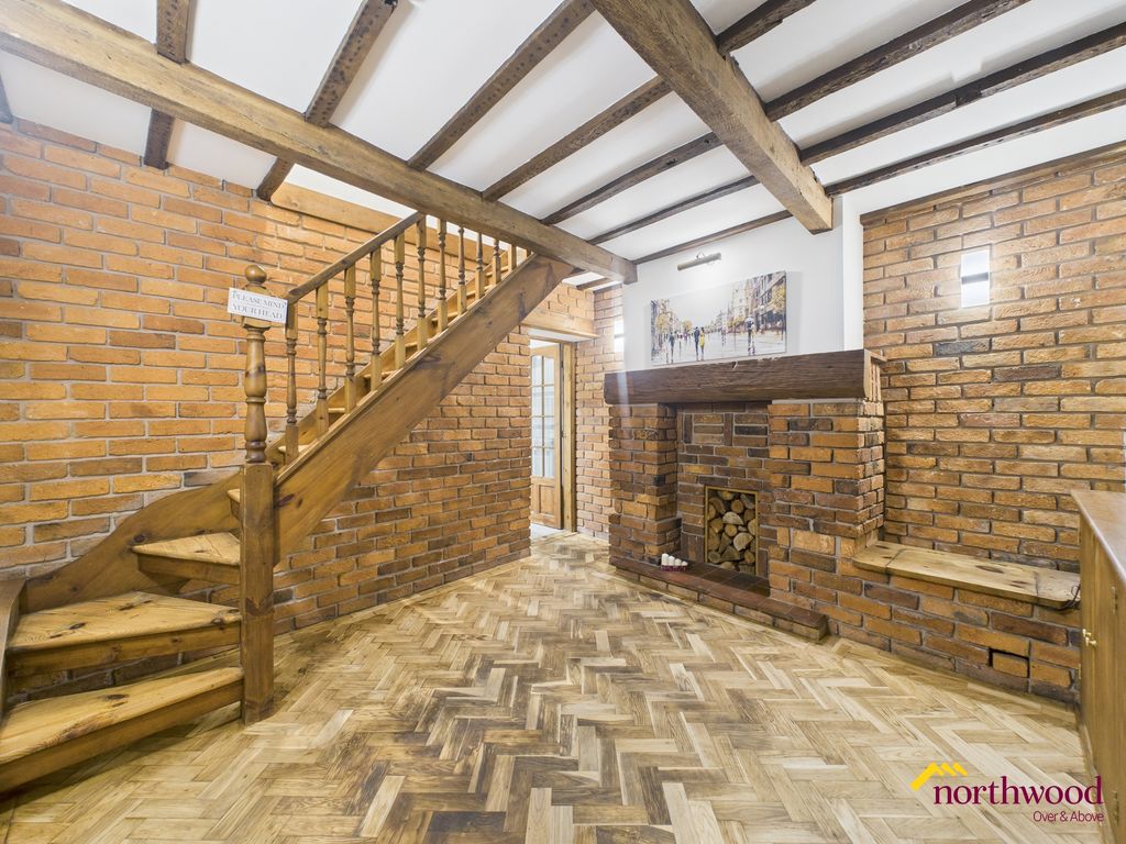 Property photo 3 of 24