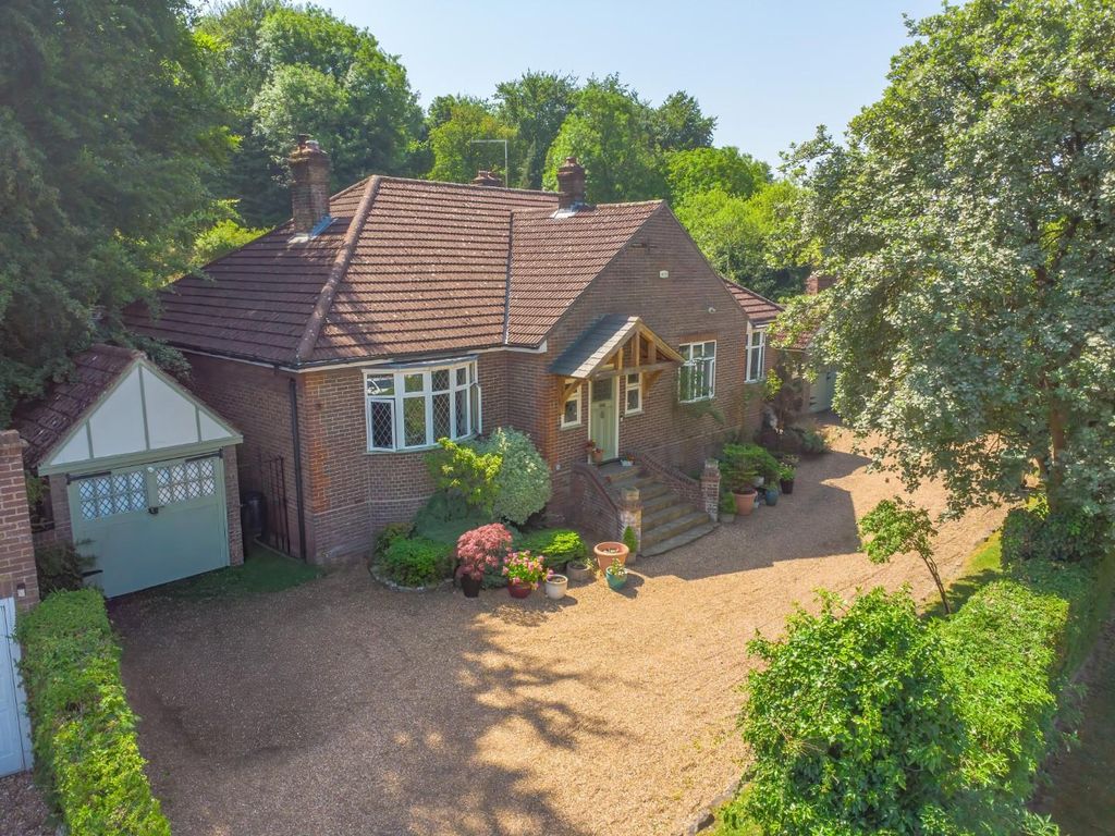 Property photo 1 of 26