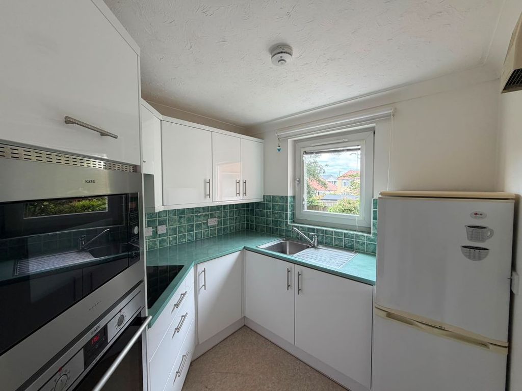 Property photo 2 of 7