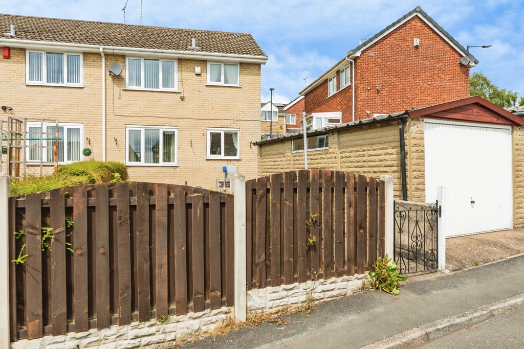 Property photo 1 of 24