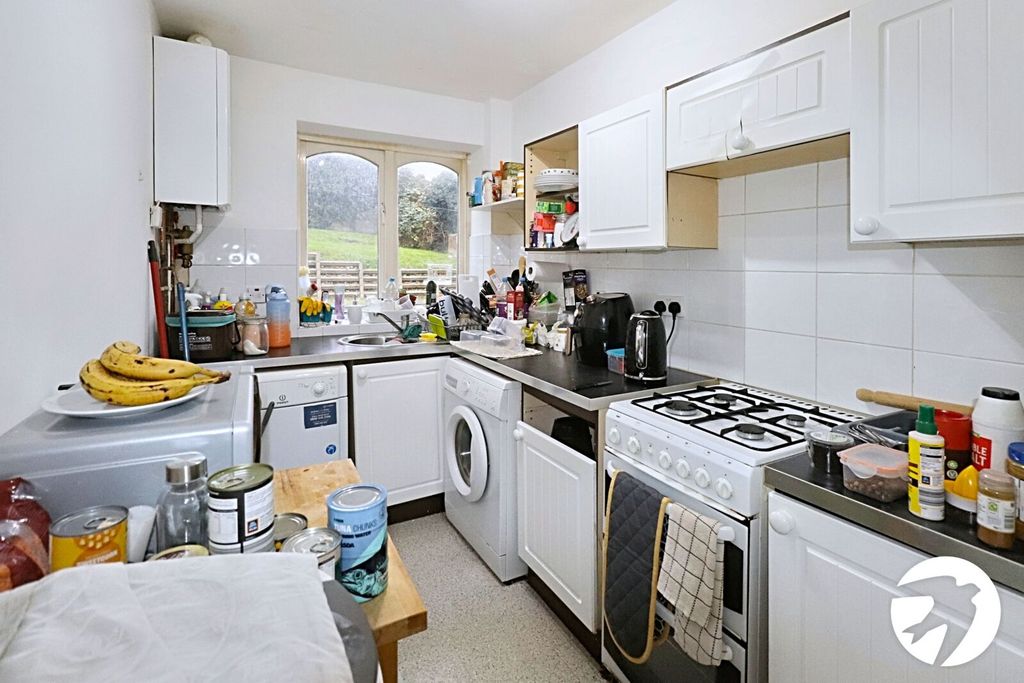 Property photo 3 of 10 Picture No. 06