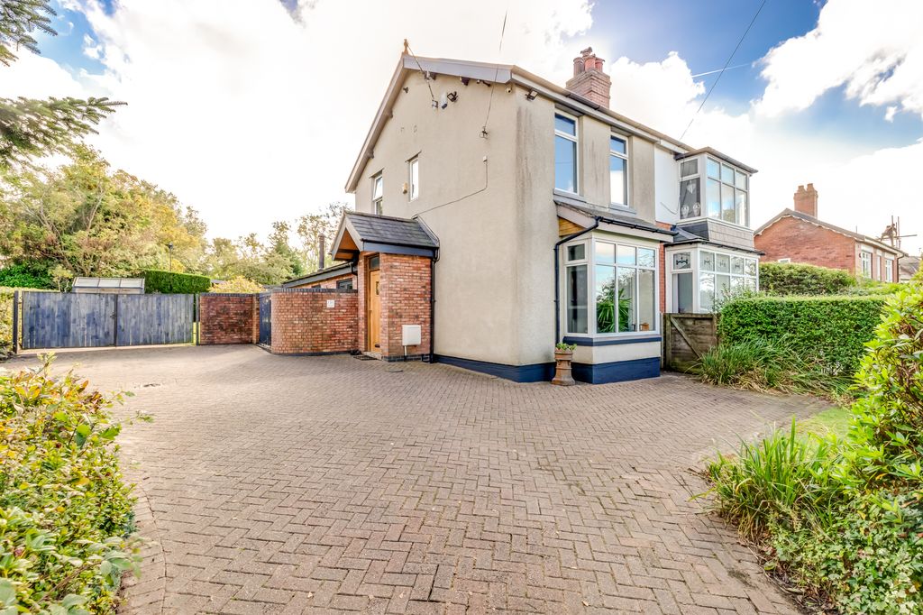 Property photo 2 of 29