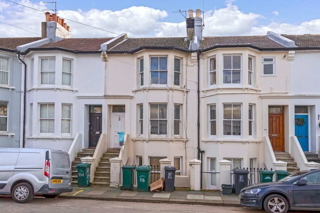 Property photo 1 of 8 Montgomery St_8.Jpg