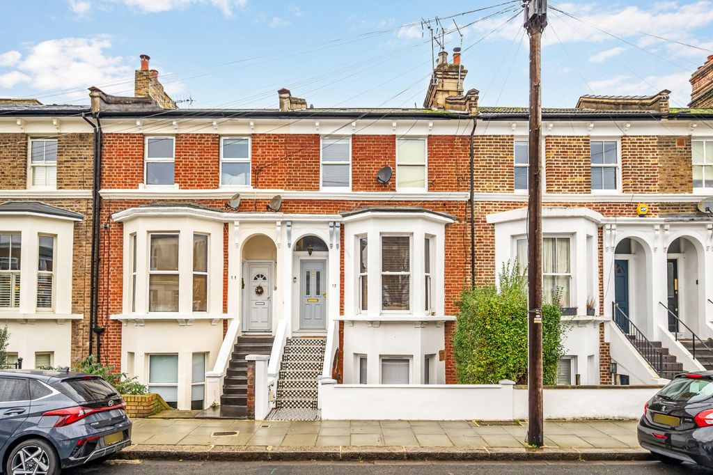 Property photo 1 of 11