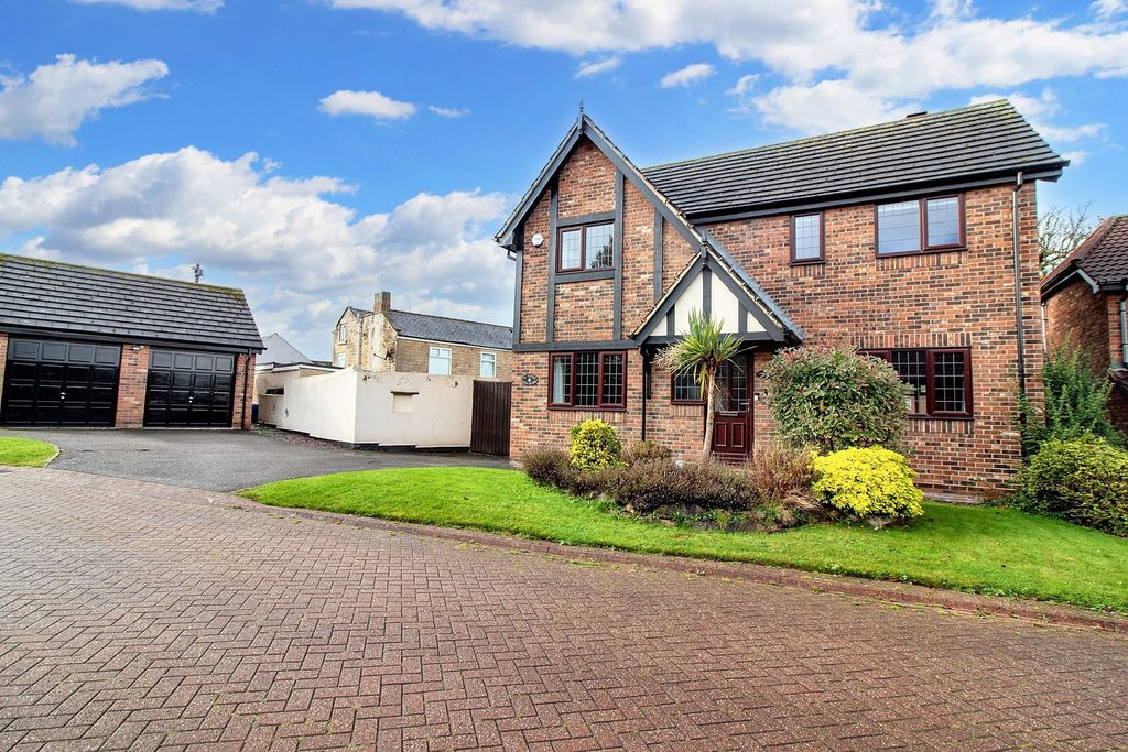 Property photo 1 of 29