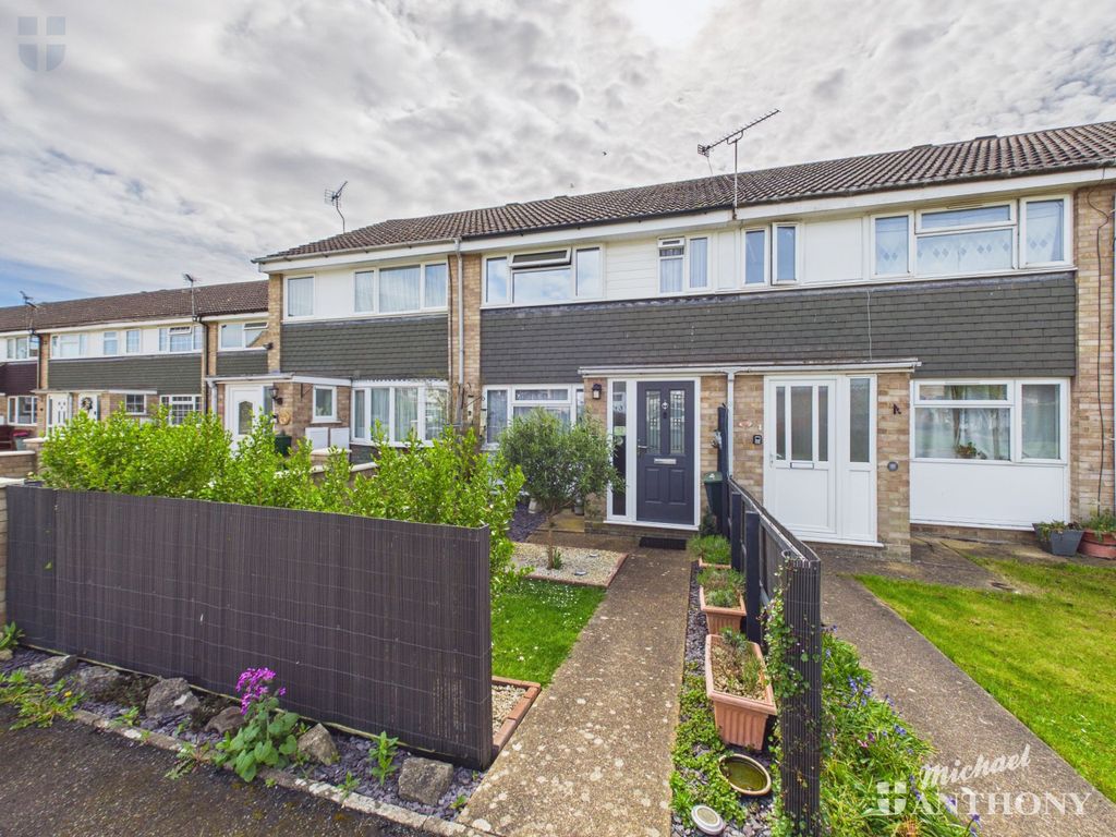 Property photo 1 of 17 Cam03852G0-Pr0628-Still020