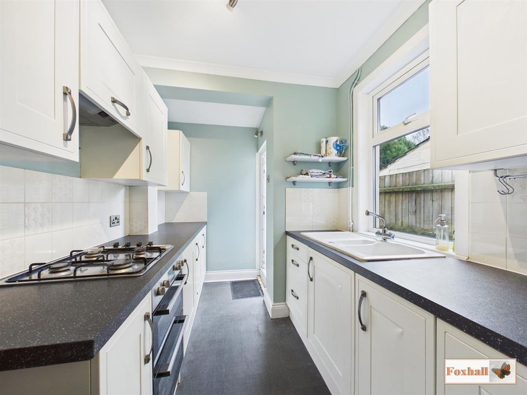 Property photo 2 of 15 Kitchen