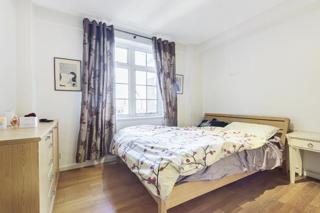 Property photo 3 of 10 Bedroom