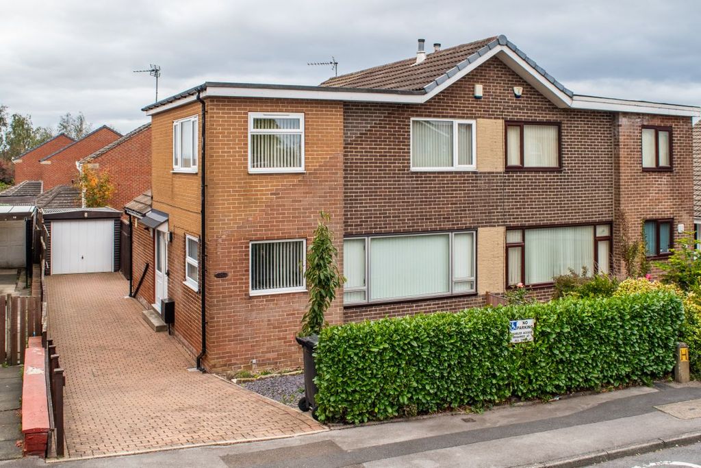 Property photo 1 of 30