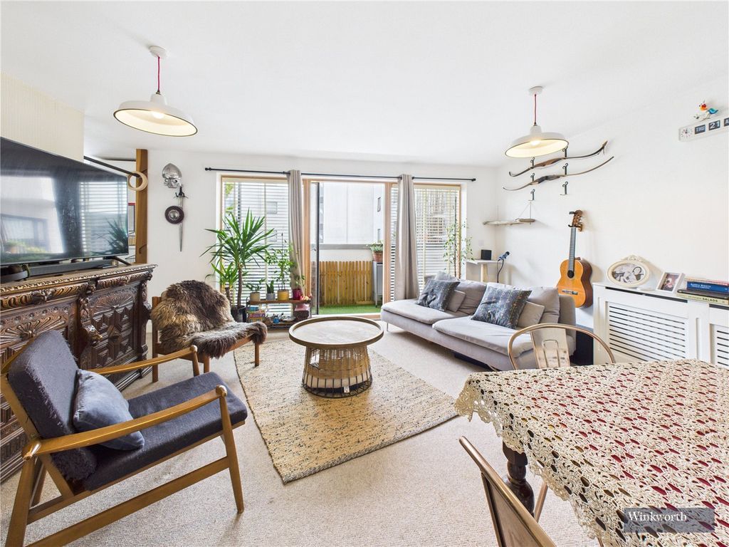 Property photo 1 of 11 Picture No. 14