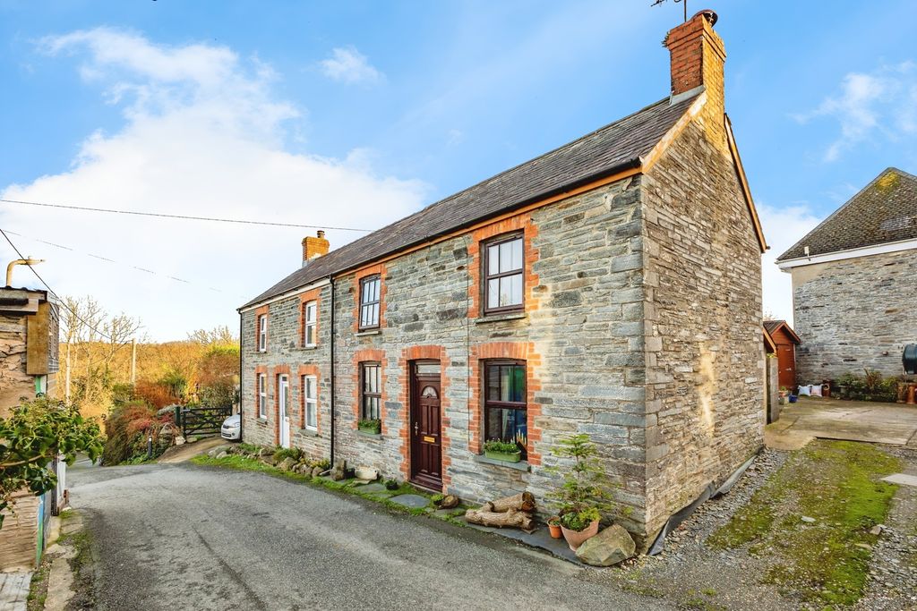 Property photo 2 of 20 Pbox-Img.Jpg