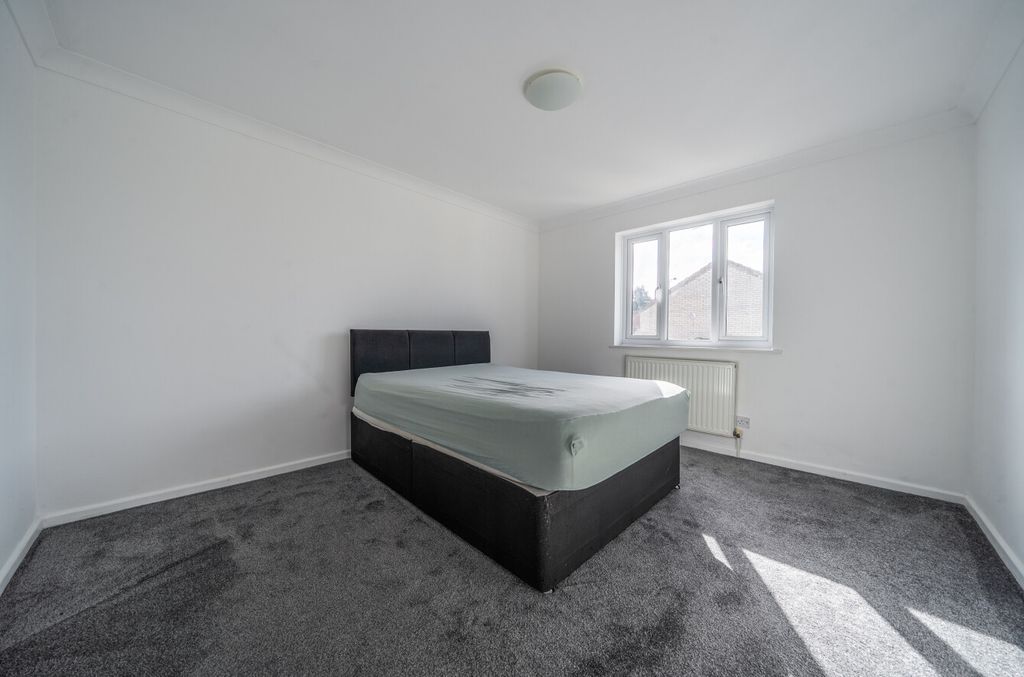 Property photo 3 of 12 1446455469E33ee736Ad5