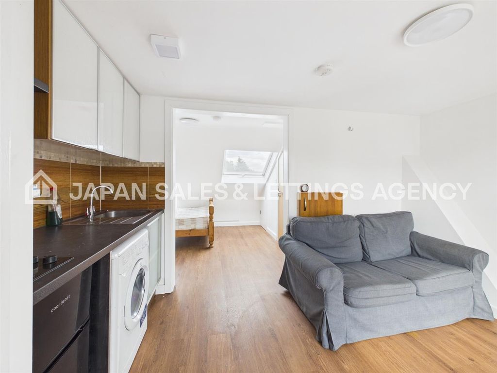 Property photo 1 of 4 Cam04401G0-Pr0159-Still001.Jpg