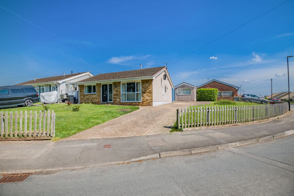 Property photo 1 of 24