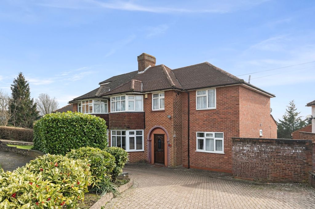 Property photo 1 of 25