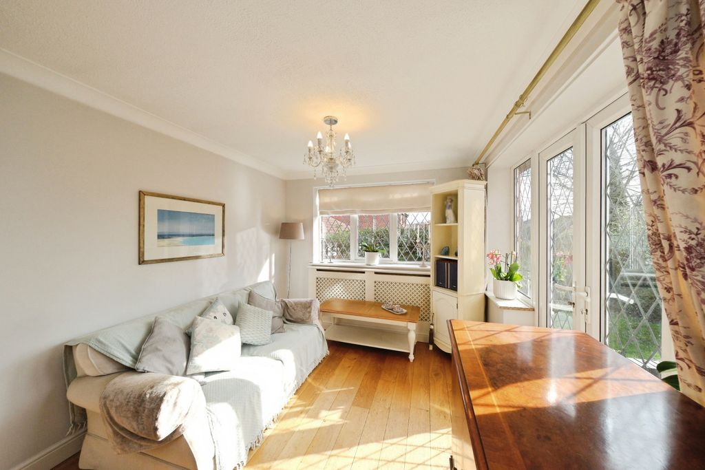 Property photo 2 of 17 Img_4852