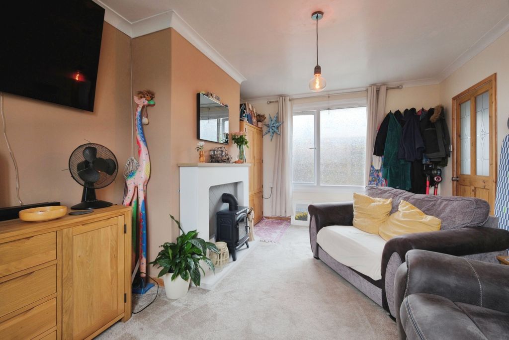 Property photo 2 of 16 Image 1