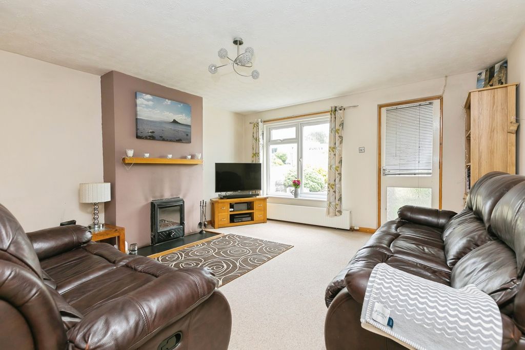 Property photo 2 of 13 Pbox-Img.Jpg