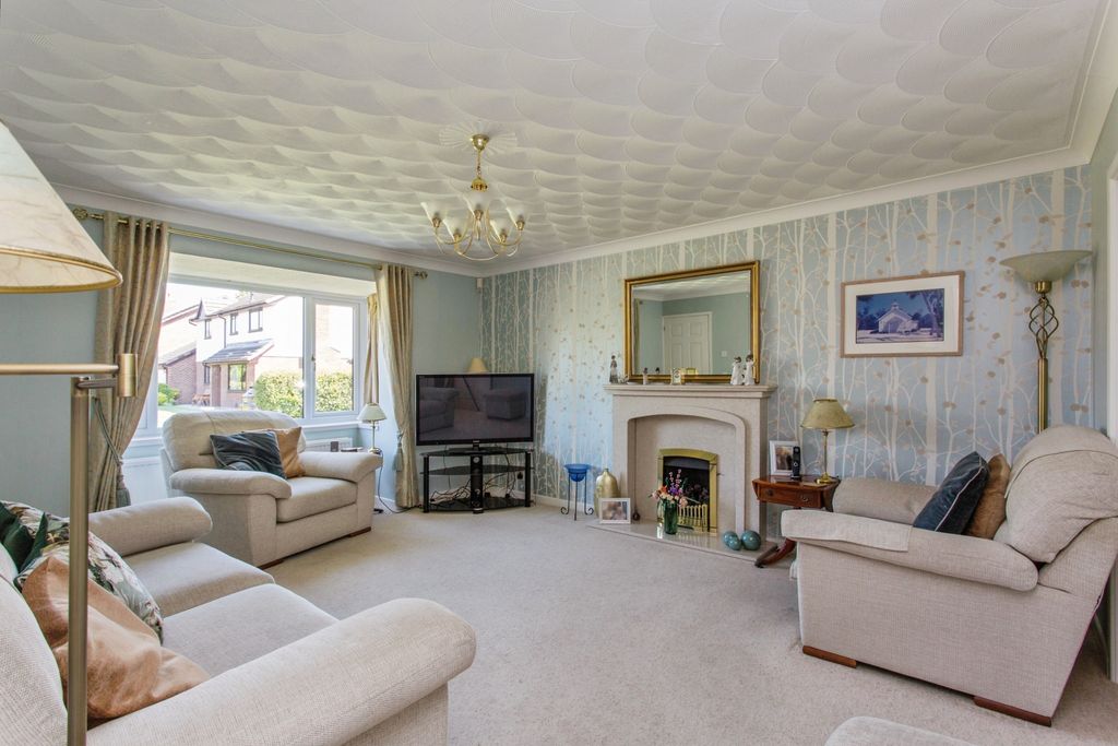 Property photo 2 of 15