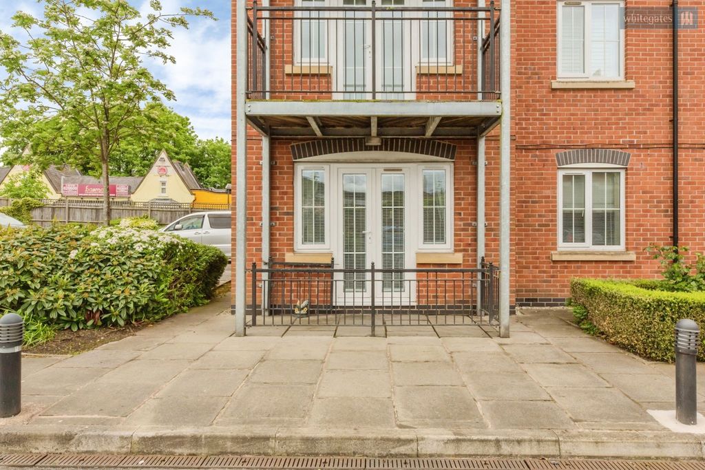 Property photo 2 of 12 Pbox-Img.Jpg