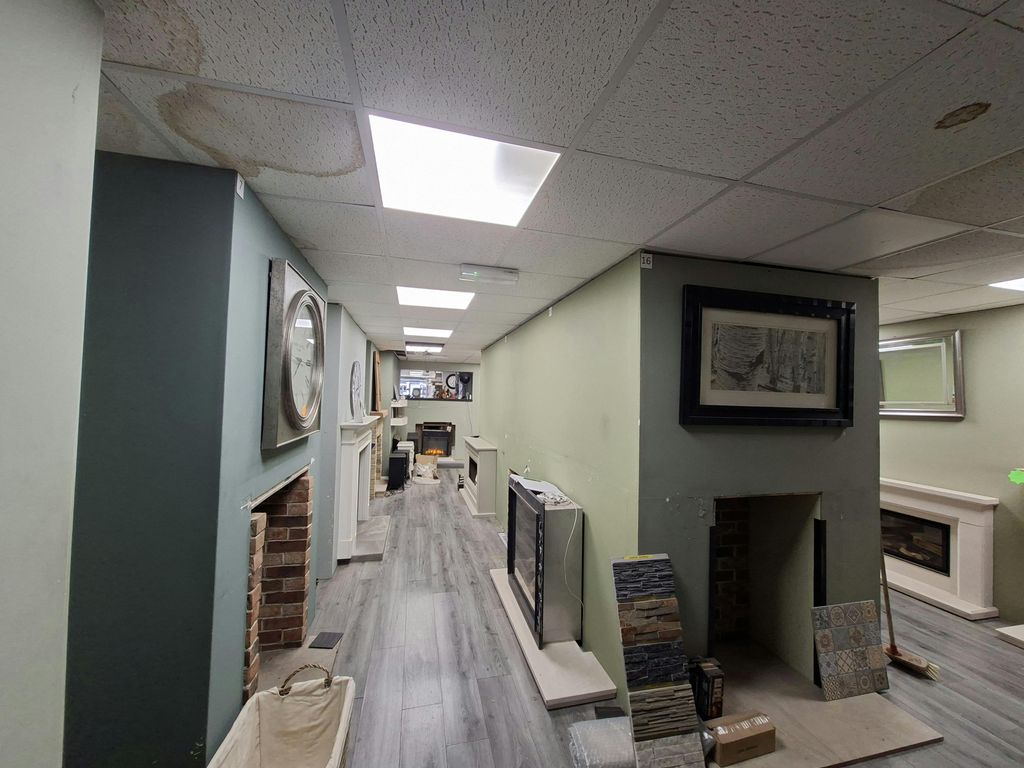 Property photo 3 of 8 1401.Jpg