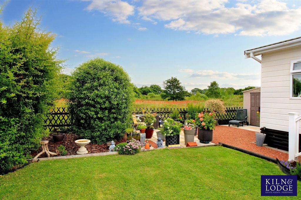 Property photo 3 of 12 Img_1512.Jpg