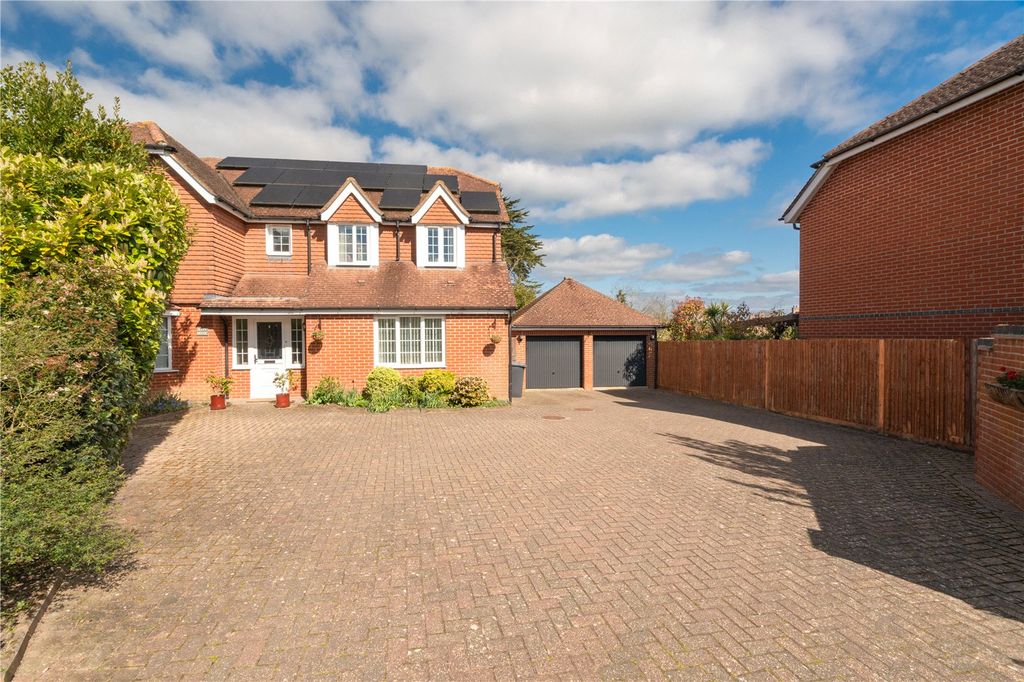 Property photo 2 of 39 Picture No. 53