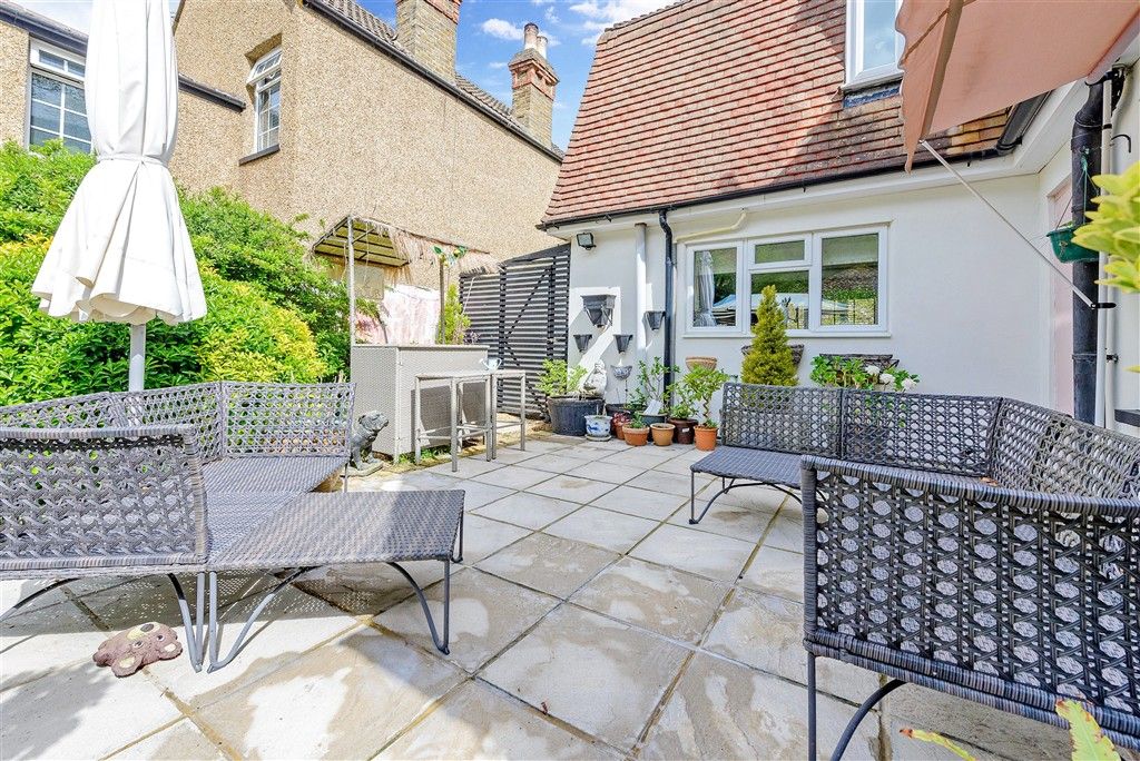 Property photo 2 of 18 Patio / Decking