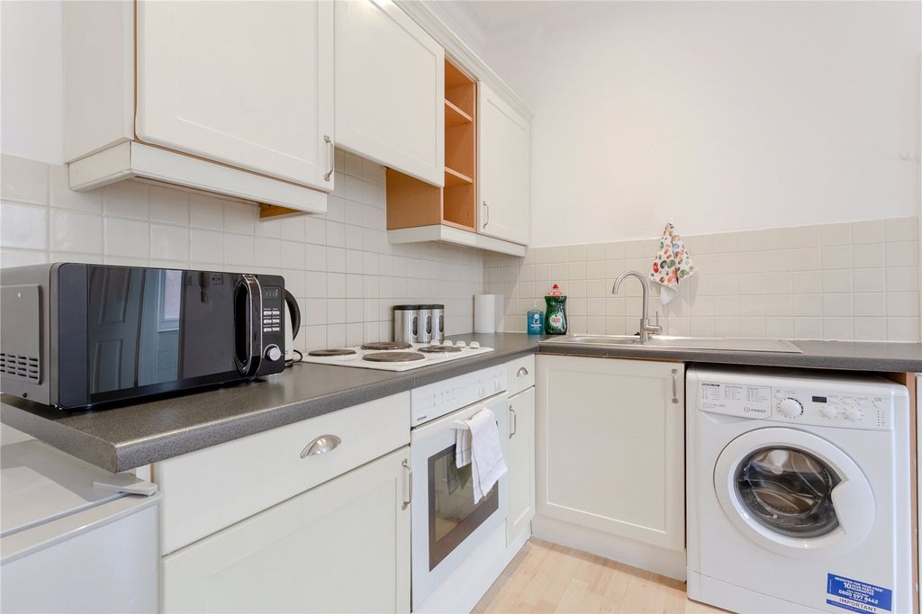Property photo 2 of 10 Picture No. 08