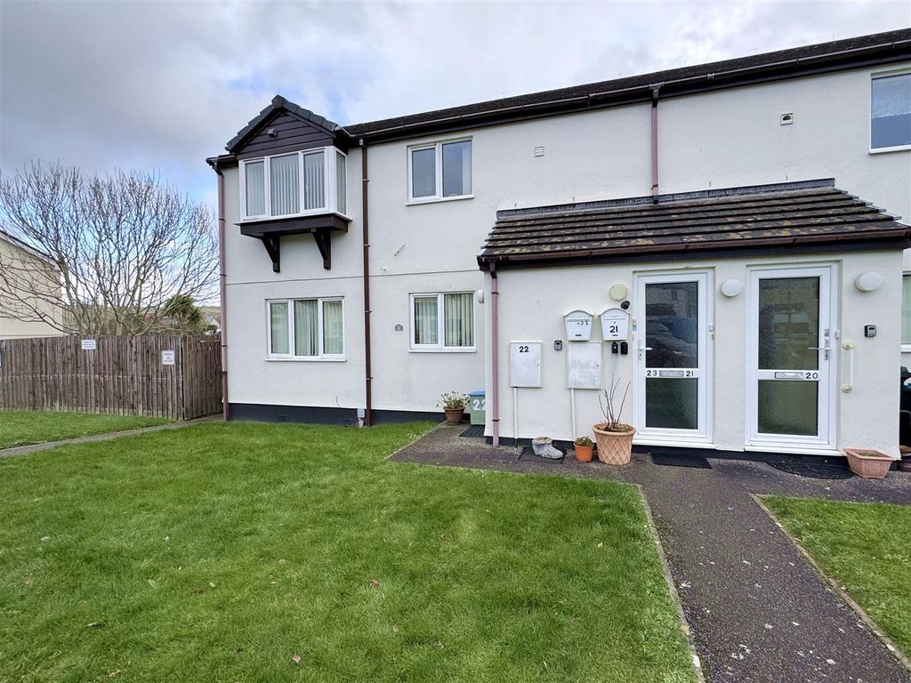 Property photo 2 of 11 Front Elevation