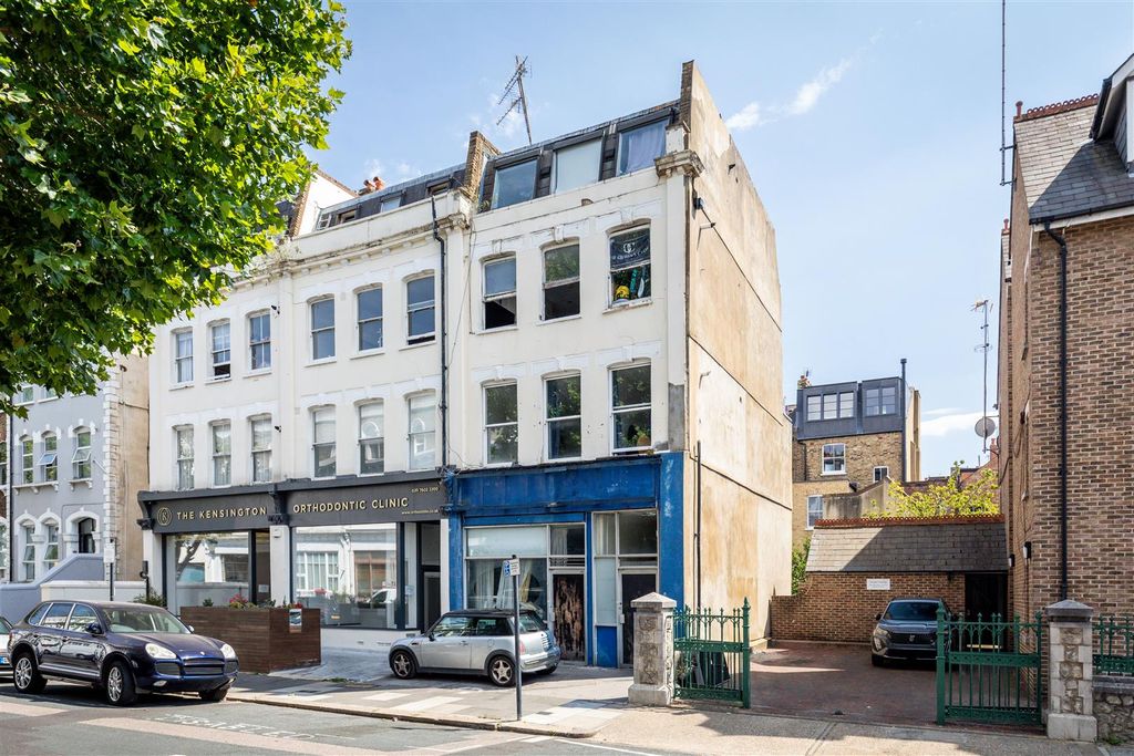 Property photo 1 of 8 Netherwood Road-8.Jpg