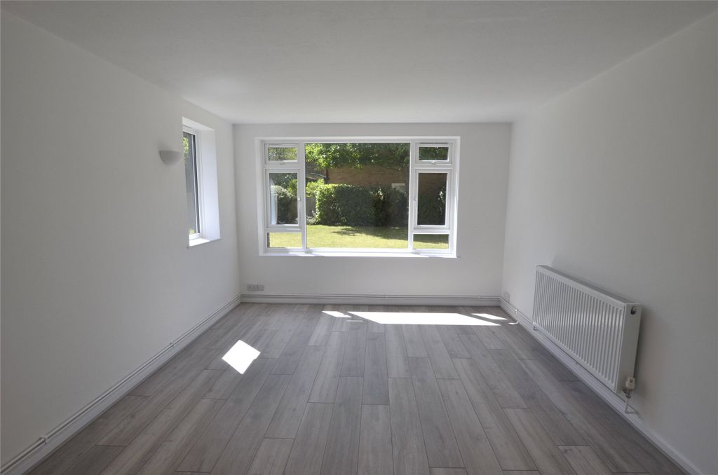 Property photo 3 of 11 Picture No. 08