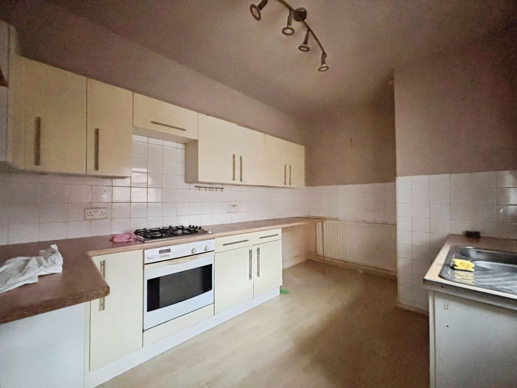 Property photo 3 of 9 4761974