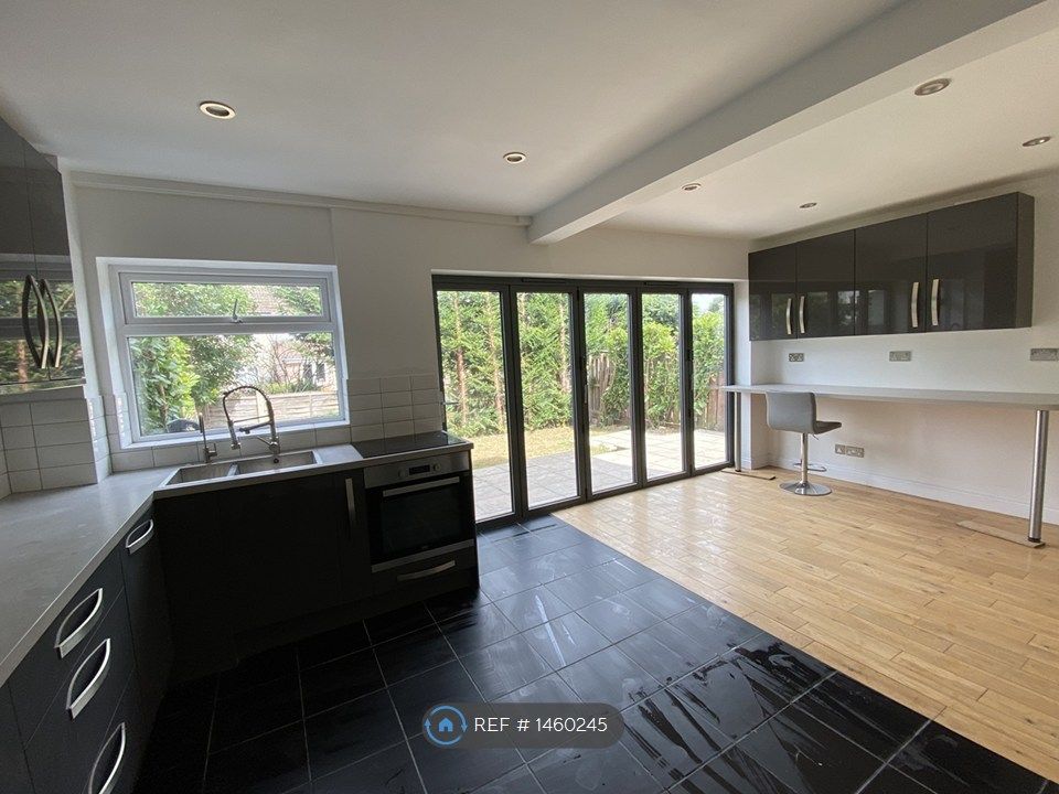 Property photo 1 of 11 Kitchen Diner