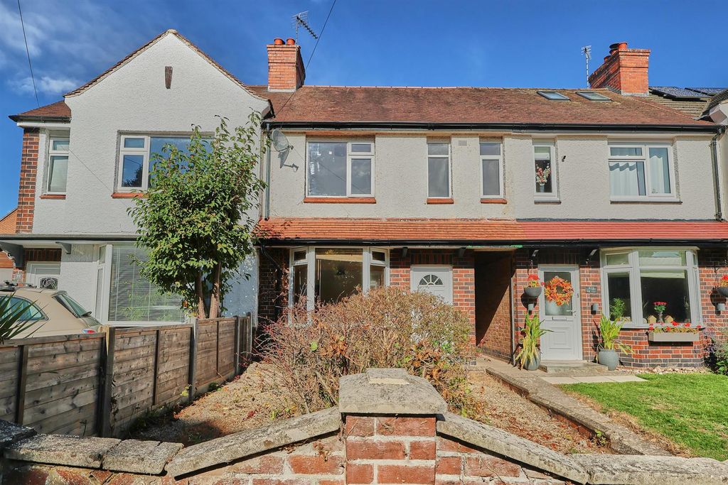 Property photo 1 of 11 Mill Lane_10.Jpg