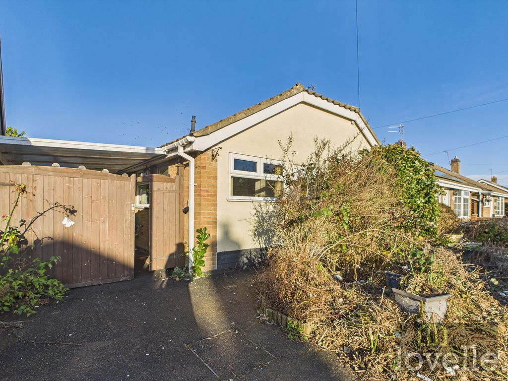 Property photo 2 of 13