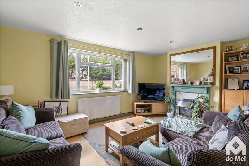 Property photo 3 of 10 Photo 6