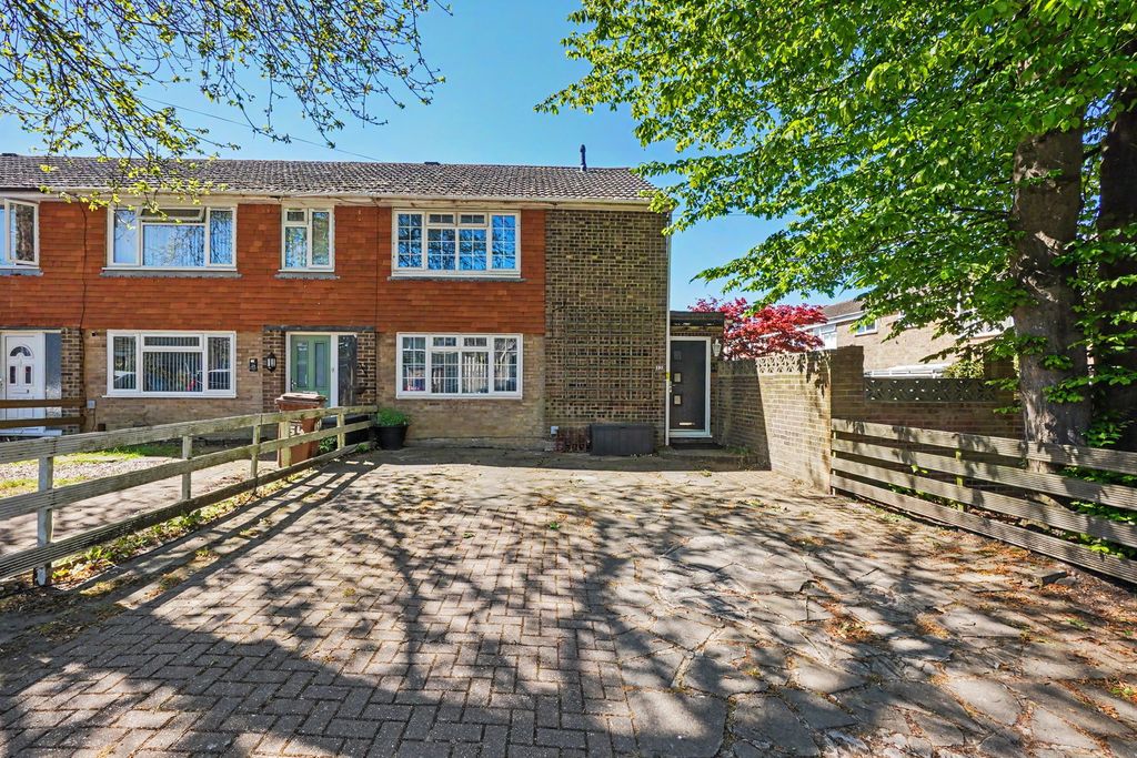 Property photo 1 of 30