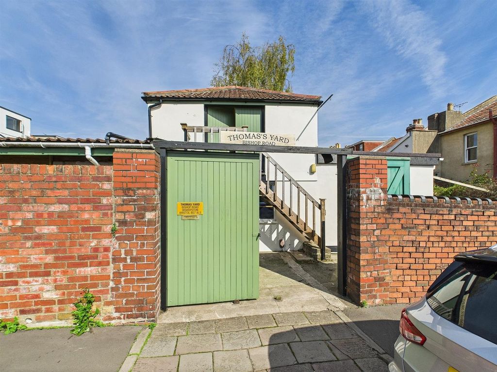 Property photo 1 of 17 2 - Yard And Workshop.Jpg