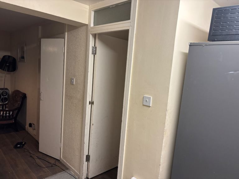 Property photo 3 of 5