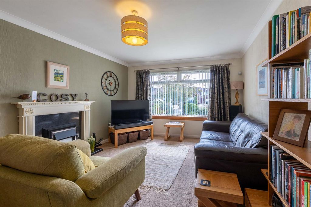 Property photo 2 of 21 22, Balmanno Park, Bridge Of Earn-25.Jpg