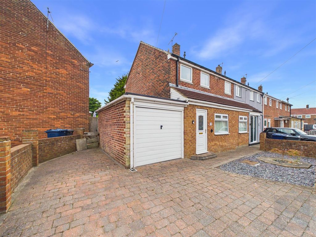 Property photo 1 of 15 Cam01858G0-Pr0283-Still024.Jpg