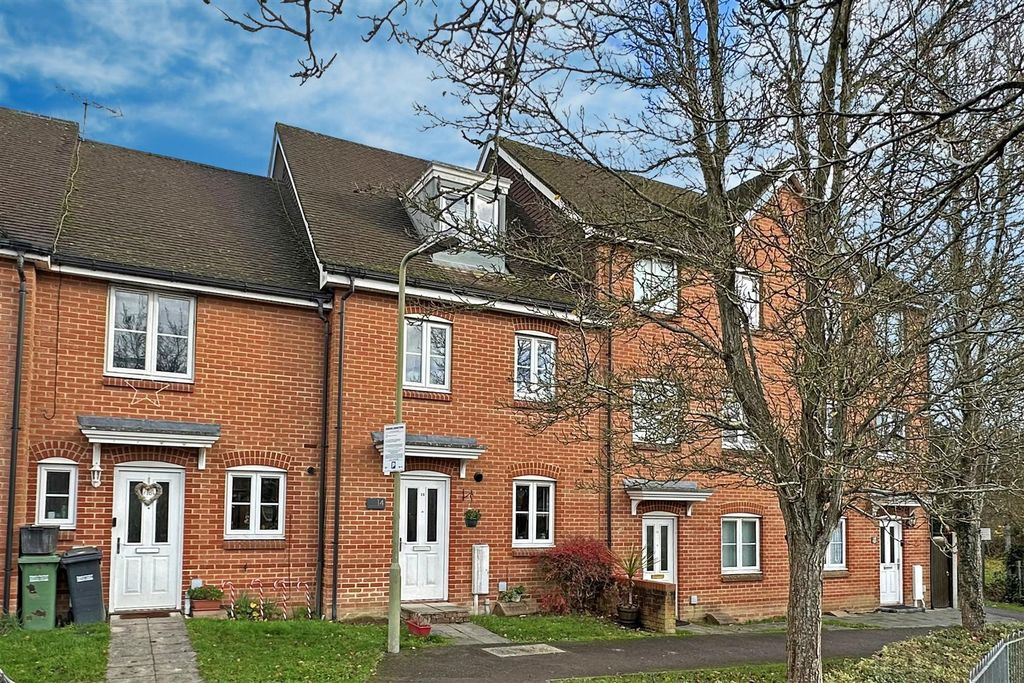 Property photo 1 of 9